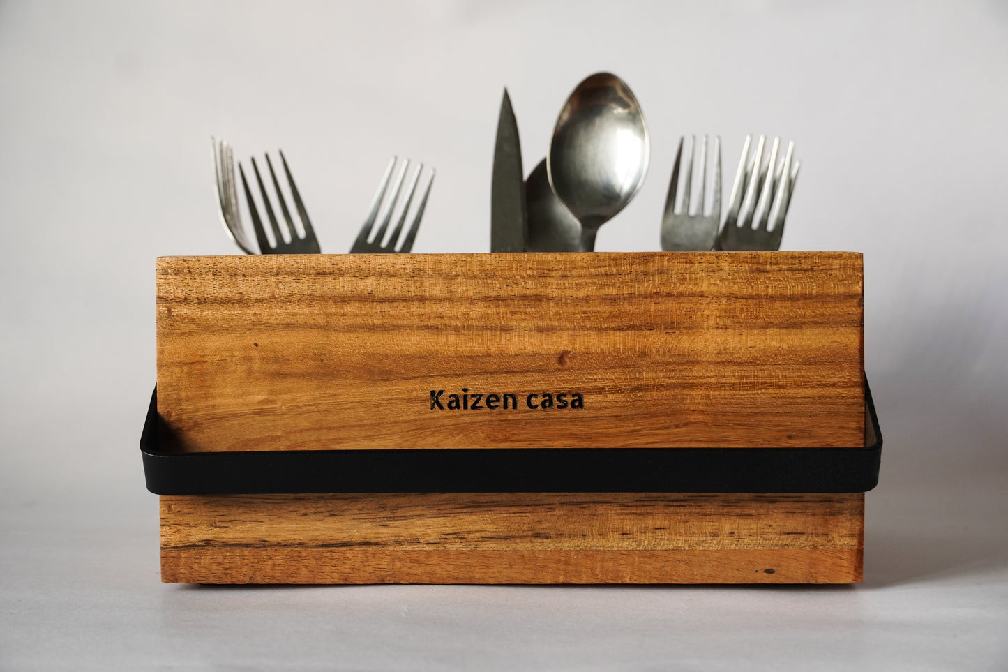 Wooden Caddy/Cutlery holder with Metal Holder