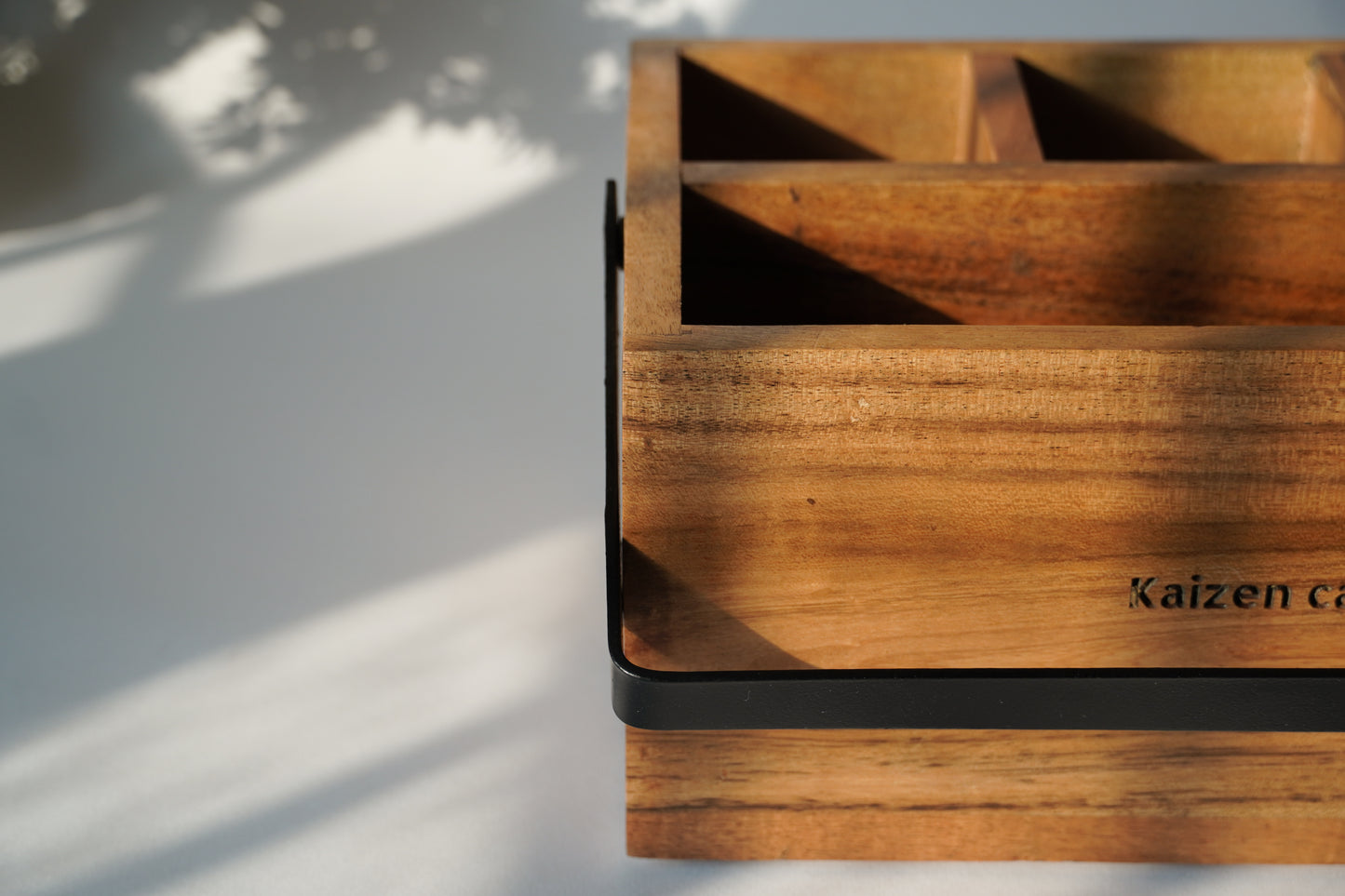 Wooden Caddy/Cutlery holder with Metal Holder